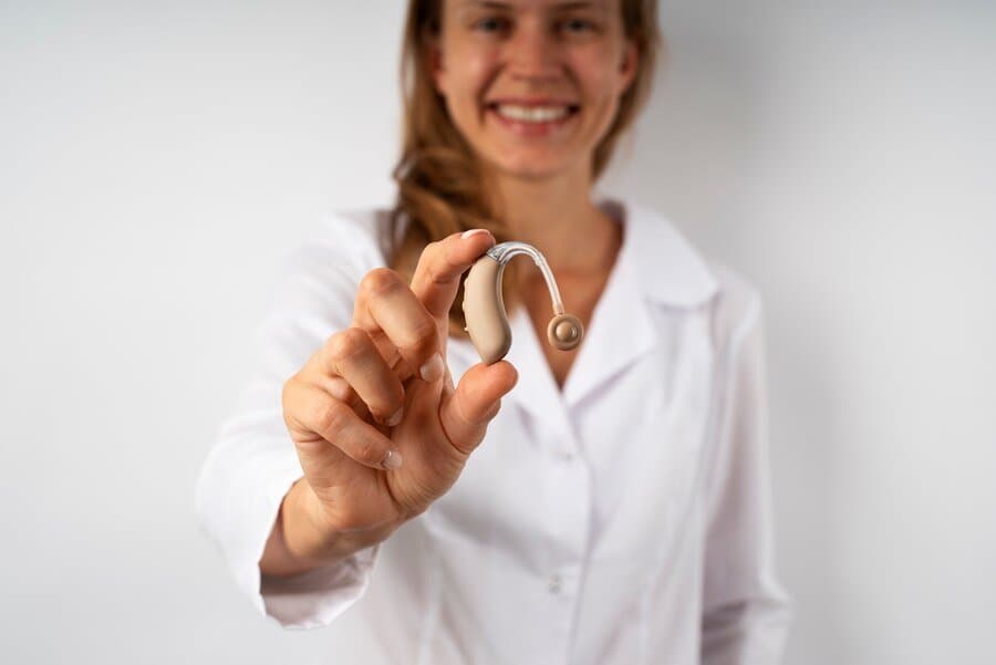 Top 10 Hearing Aids in India: Features, Brands & Prices