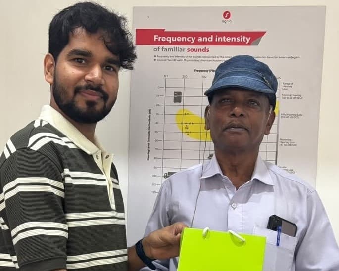 Hearing Aid in Deoghar: How Mr. Kundan Helped Prabhu Hasda Find the Right Fit