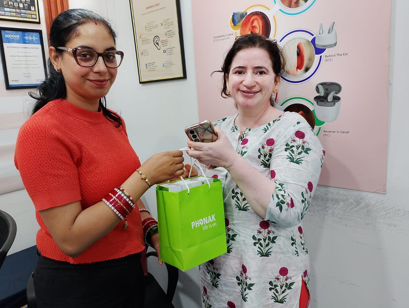Sonika Mishra Found the Right Hearing Aid at Insono Gurugram